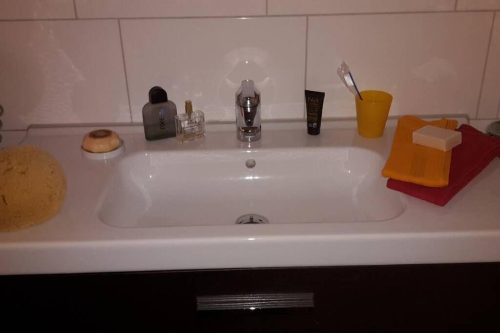 Grosse Wohnung 20 Km Von Koeln Bis Zu 17 Personen Rösrath Exterior foto